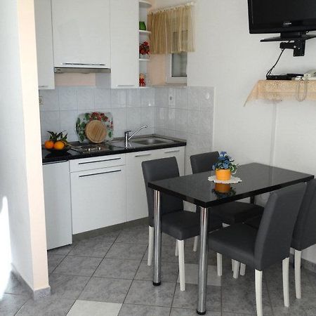 D&N Urlicic Apartment Omis Exterior photo