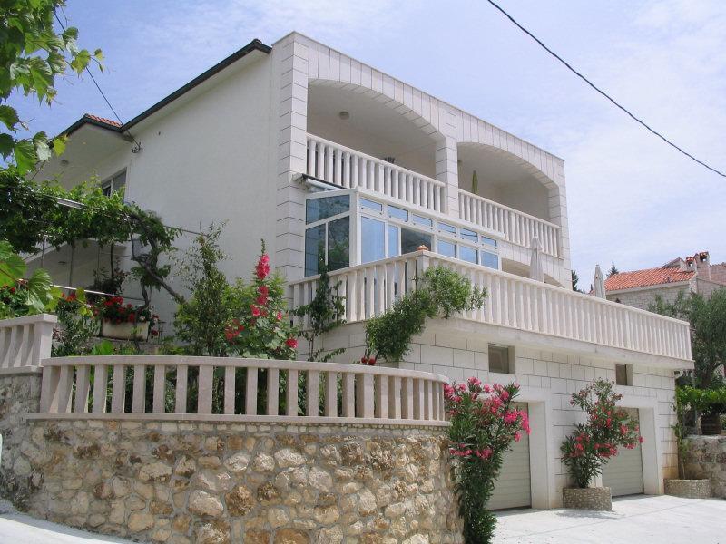 D&N Urlicic Apartment Omis Exterior photo